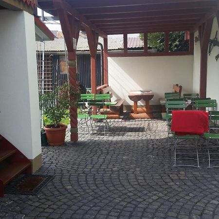 Cafe Im Hof- Bed & Breakfast Streufdorf Exterior foto
