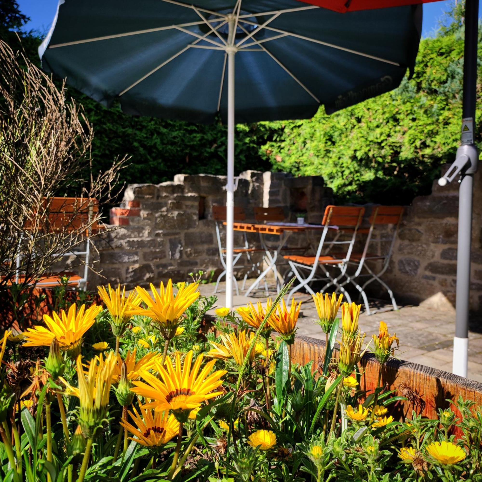 Cafe Im Hof- Bed & Breakfast Streufdorf Exterior foto
