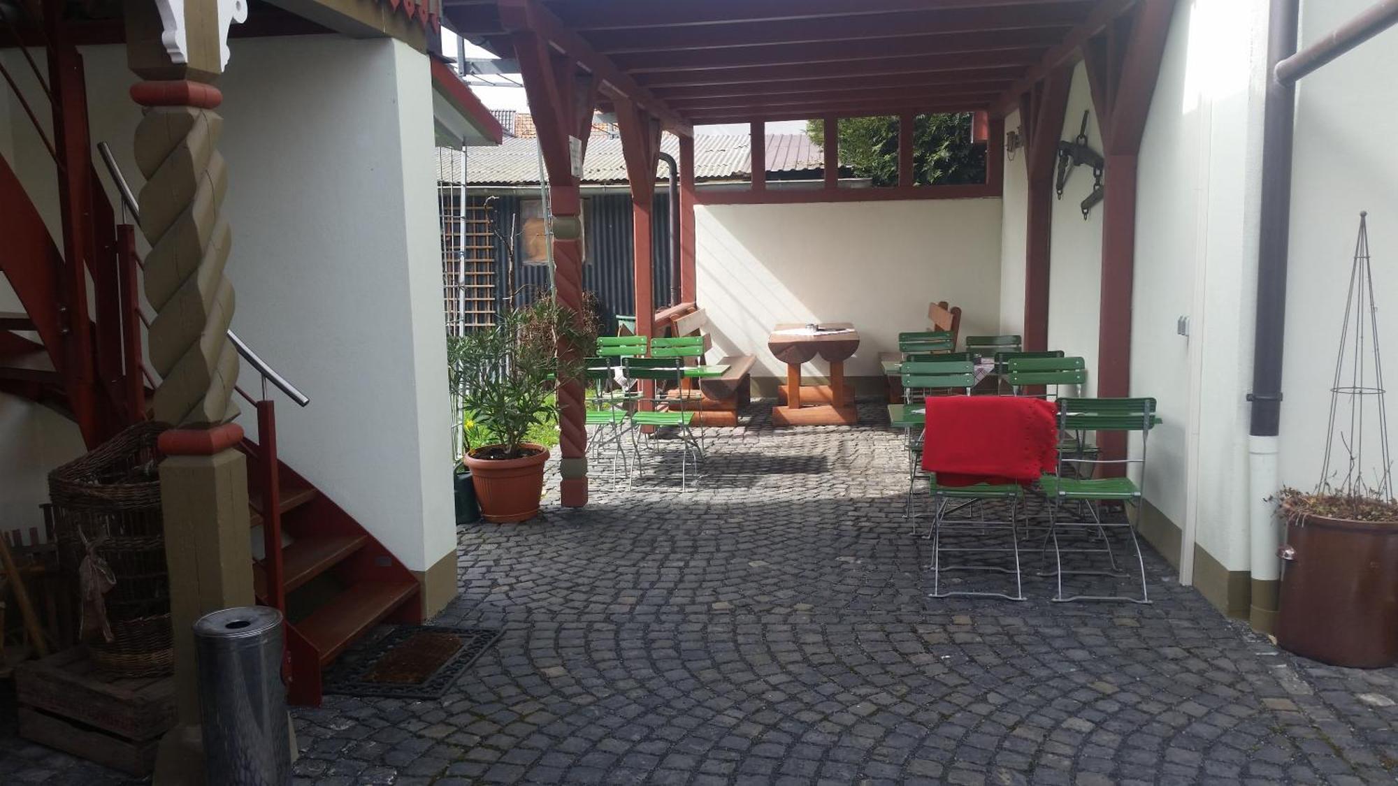 Cafe Im Hof- Bed & Breakfast Streufdorf Exterior foto