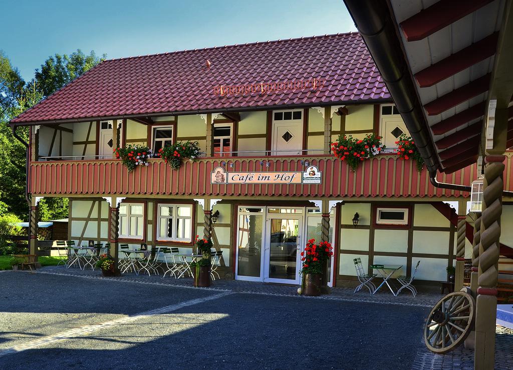 Cafe Im Hof- Bed & Breakfast Streufdorf Exterior foto
